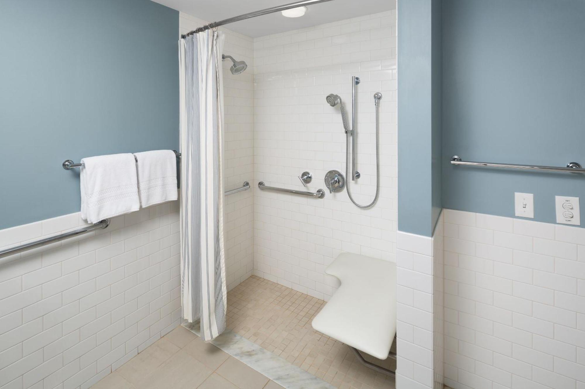 Andover Inn Luaran gambar