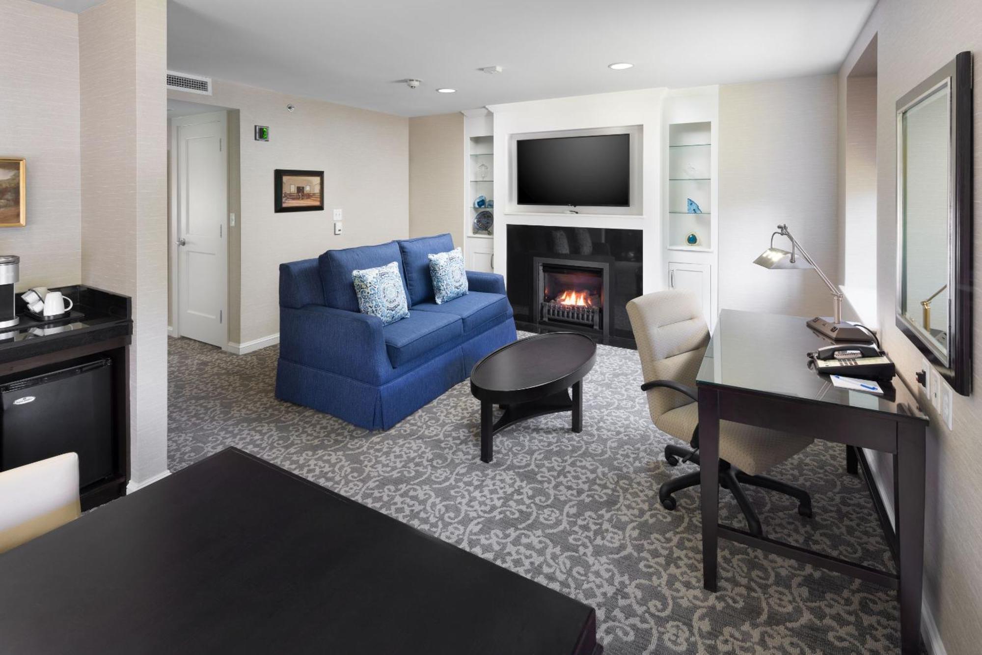 Andover Inn Luaran gambar